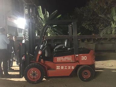 急客戶之所急，永新昌叉車服務(wù)暖人心